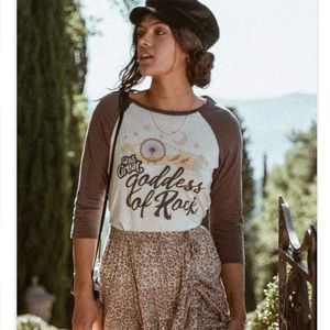 Spell Goddess of Rock Raglan